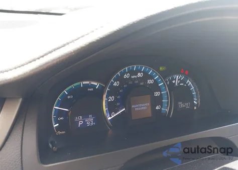 2014 Toyota Camry Hybrid Xle z USA, uszkodzony, nr VIN 4T1BD1FK7EU100054